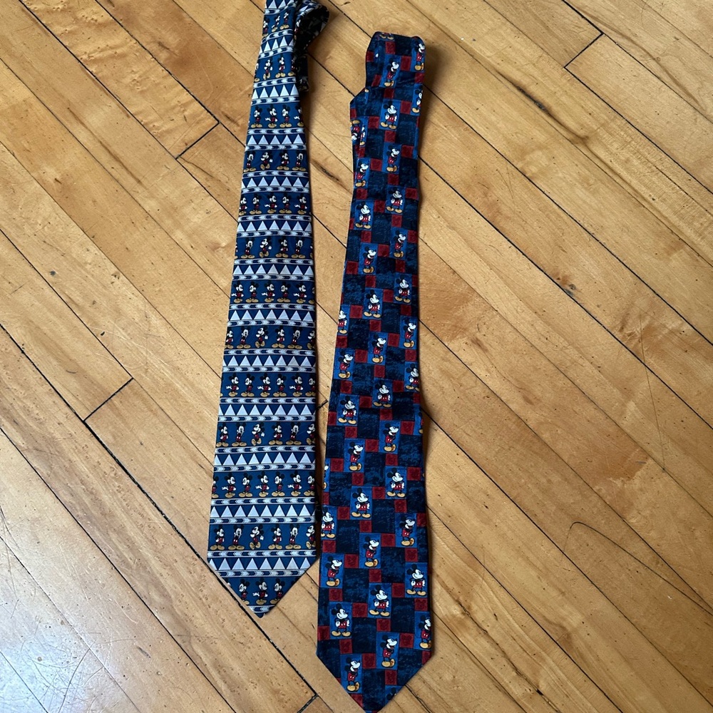 S/2 Disney Blue and Red Mickey Mouse Ties